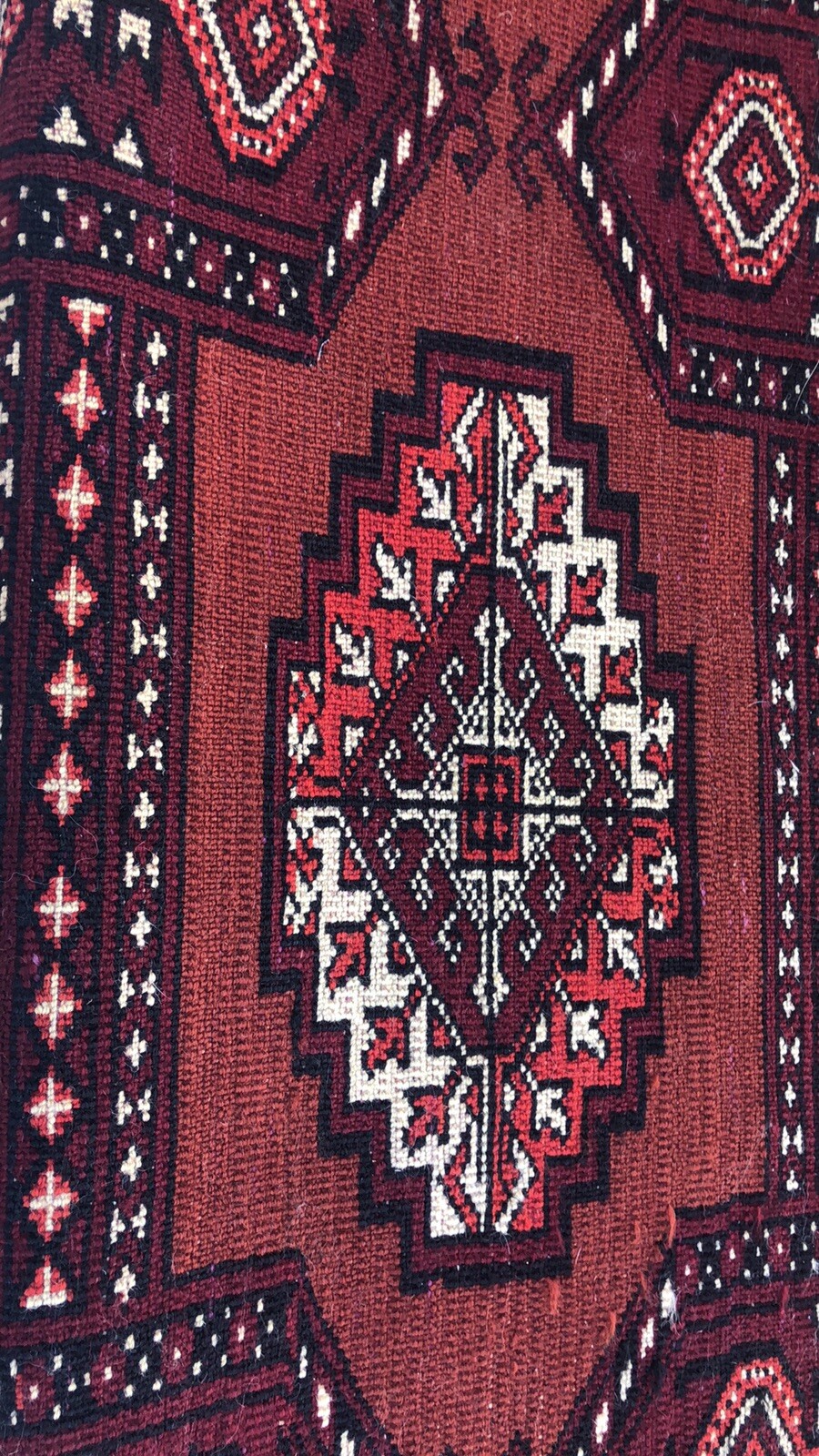 handmade carpet 6×9 Feet Made In Bokhara Made Out off Silk And Wools