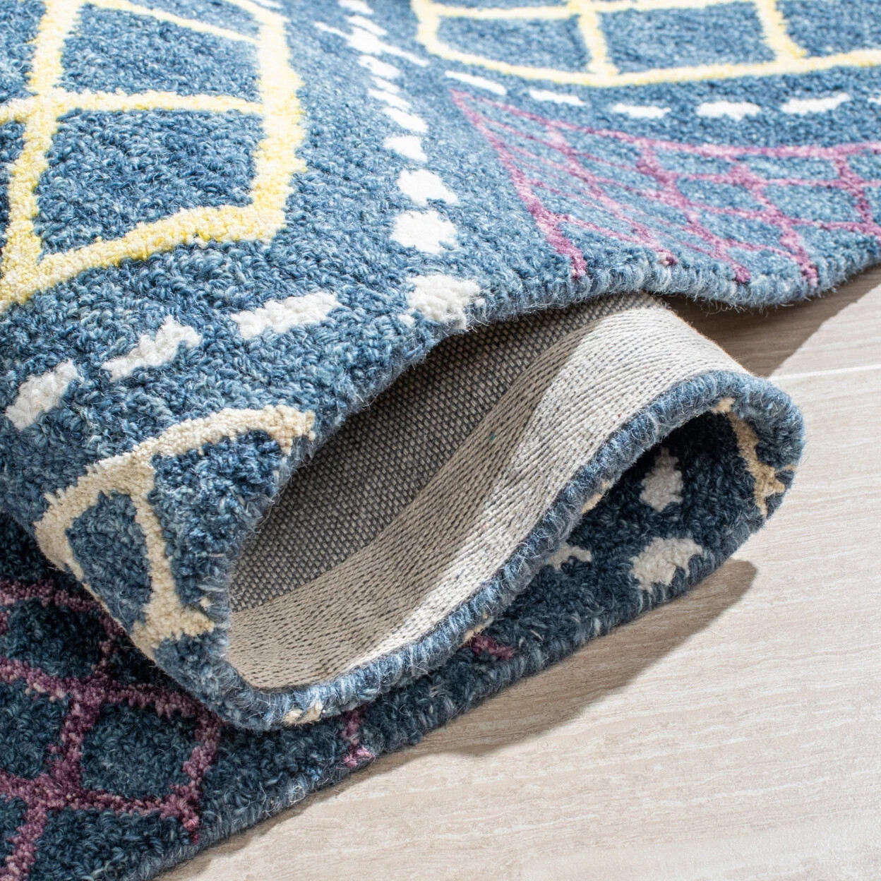 Handmade Design Hand Tufted Blue / Yellow Wool & Cotton Area Rug