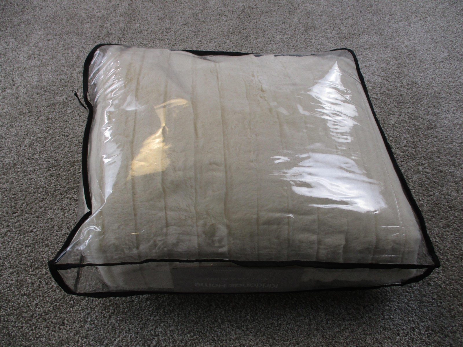 Juicy Couture Home Foam Padded Area Rug Ribbed Non-Slip PVC Backing Cream Ivory
