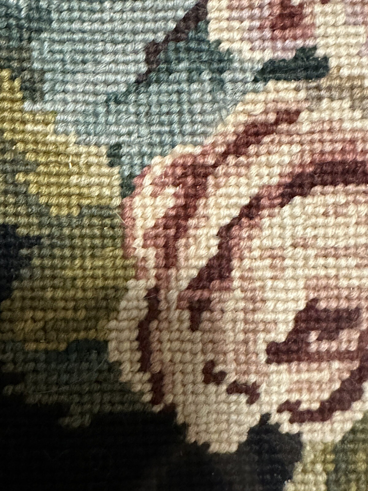 VTG 4′ X6′ Handmade Cross Stitch French Country Garden Needlepoint Rug Floral