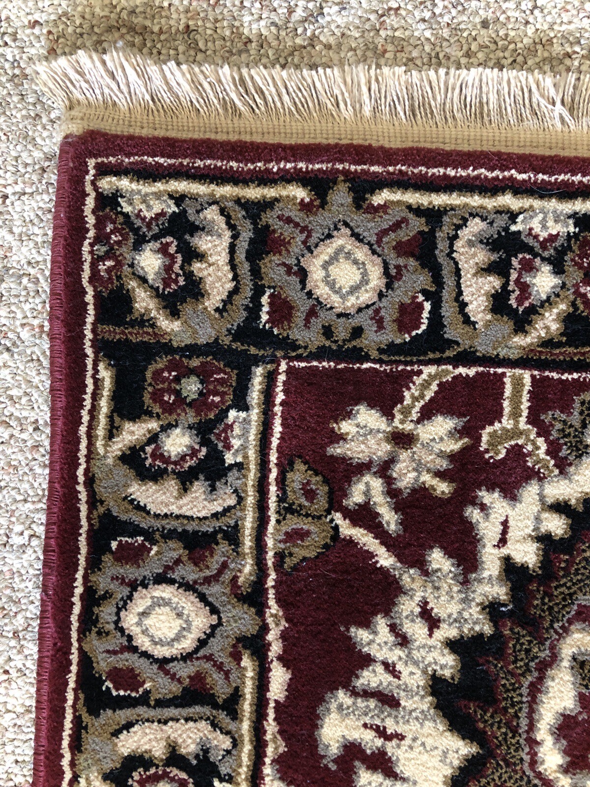 Oriental Weavers of America Sakkara Eva Burgundy Rug TA80E12L 1’11” x 3’8”•New