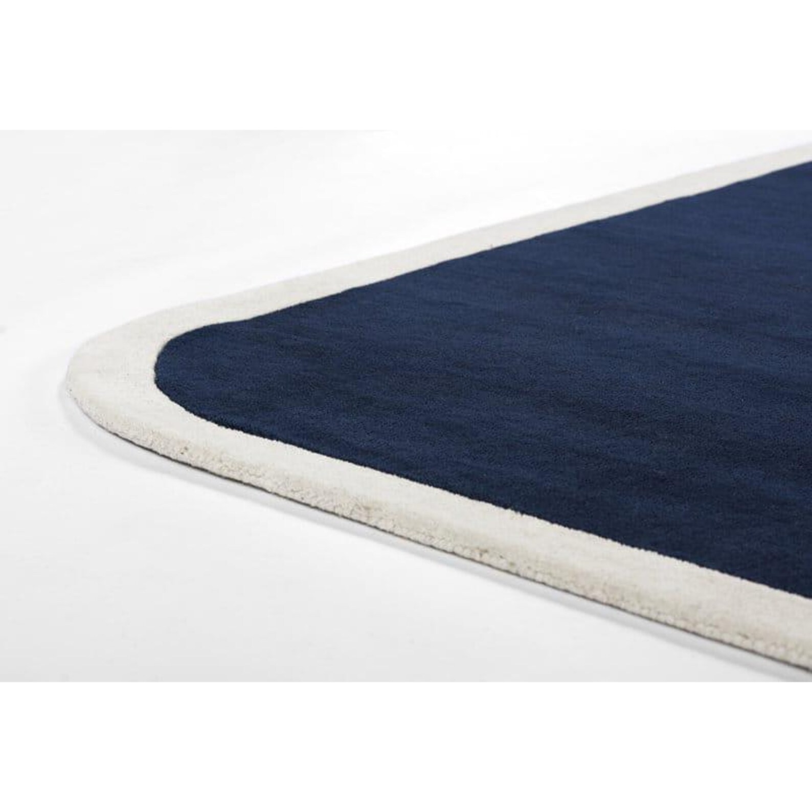 New Modern Bordered Hand-Tufted Navy Blue & White for Living Room and Bedroom