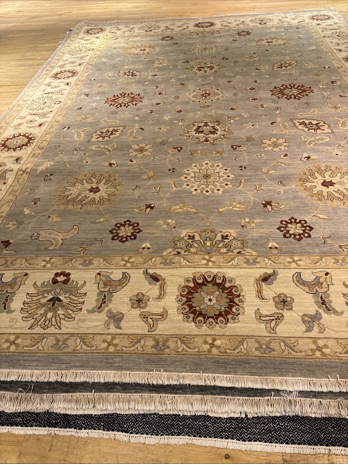 ORIENTAL RUG GREY/IVORY 10, 1” X 13’ 11” INDO PERSIANN HAND KNOTTED SKU# C23695