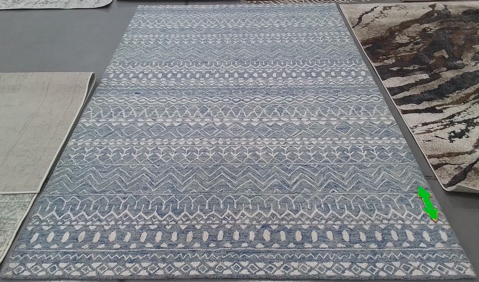 BLUE / IVORY 6′-0″ x 9′-0″ Flaw in Rug, Reduced Price 1172797943 MLP502M-6