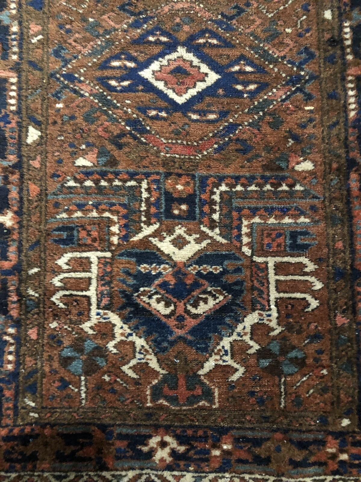 antiqe hanmade rug