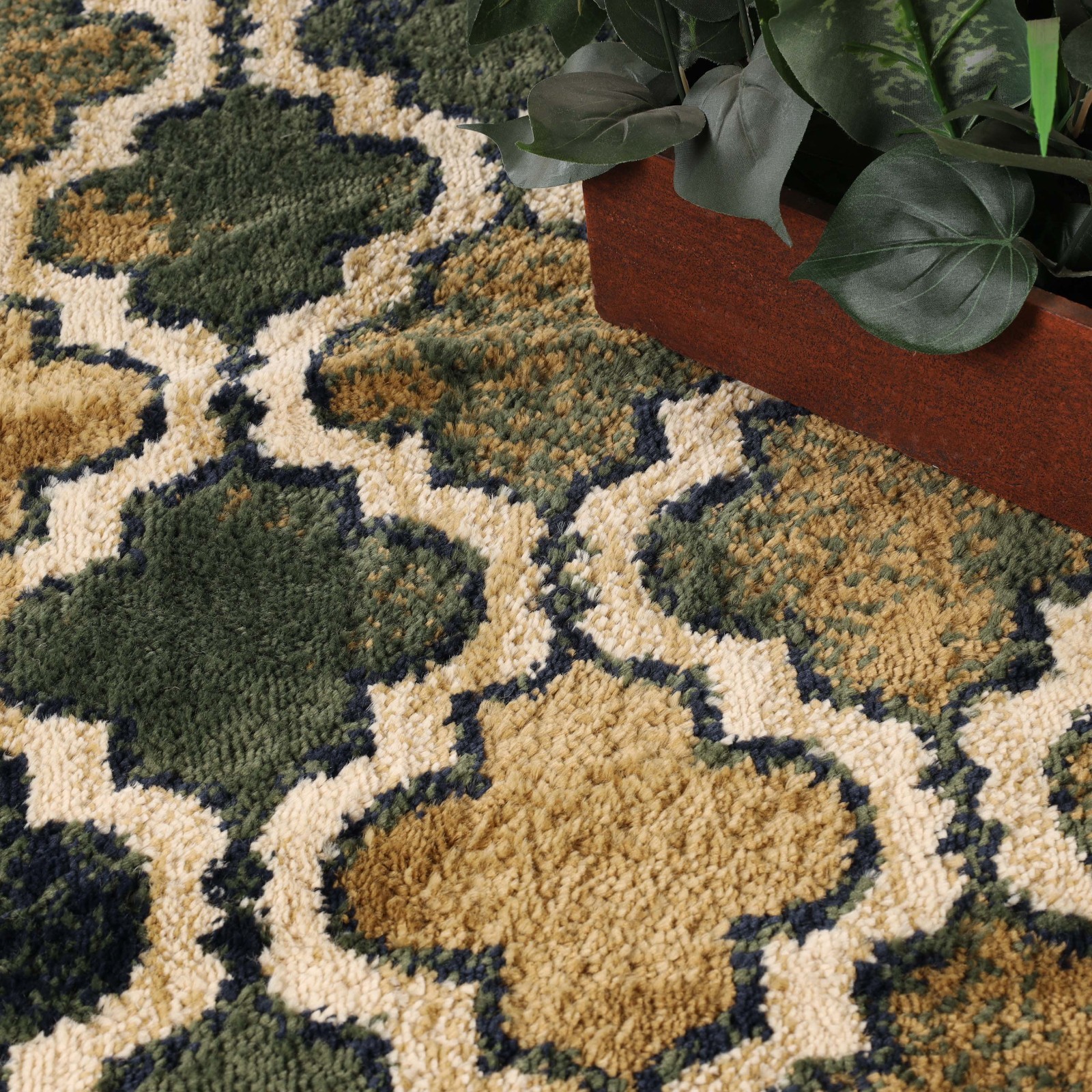 Viking Geometric Trellis Modern Anti Static Colorfast Moth Proof Indoor Area Rug