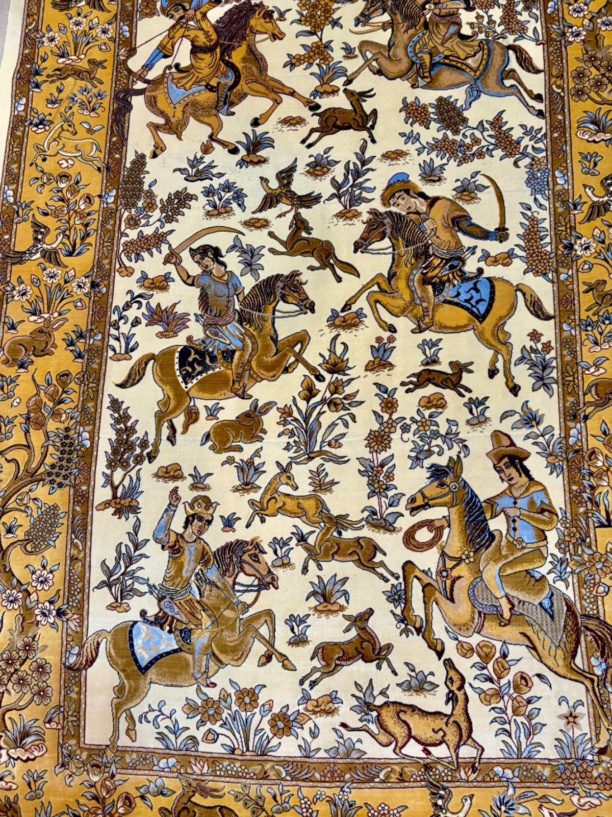 Classical Hunting Scene Rug. Loom Made in Art Silk in Astounding Detail / Colors