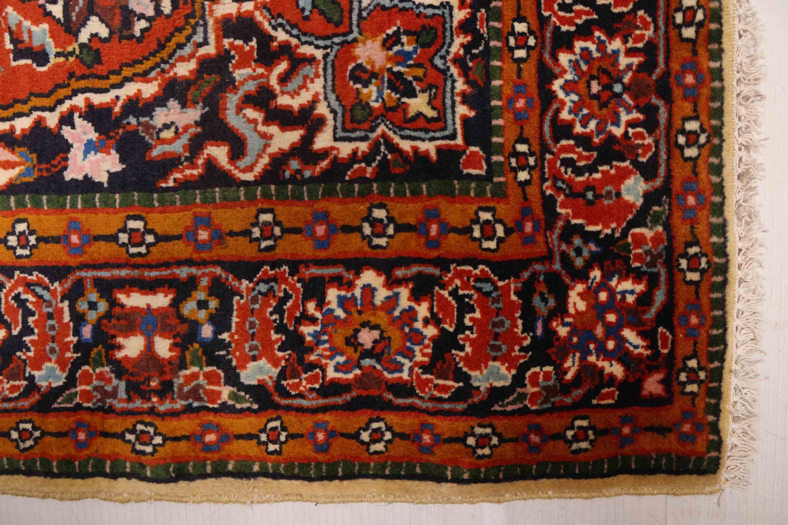 Traditional Hand-knotted Carpet 2’11” x 5’0″ Wool Oriental Area Rug
