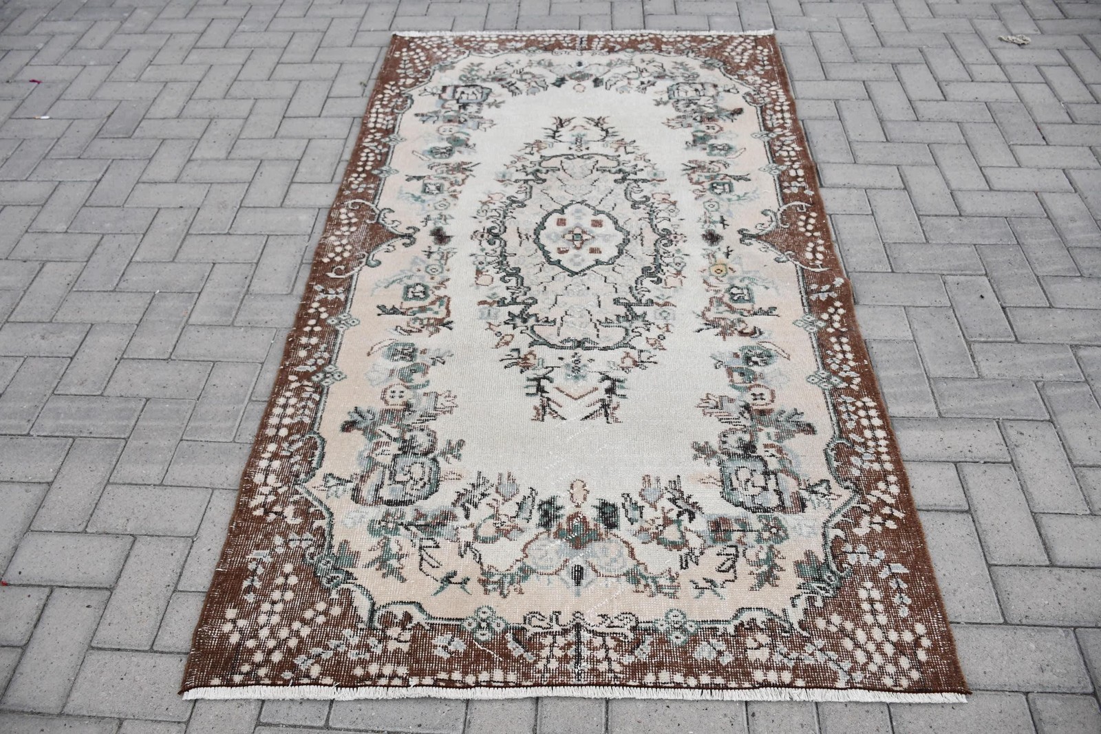 Turkish Vintage Rug 3,9×6,6 ft (118×201 cm), Brown Handmade Wool Rug