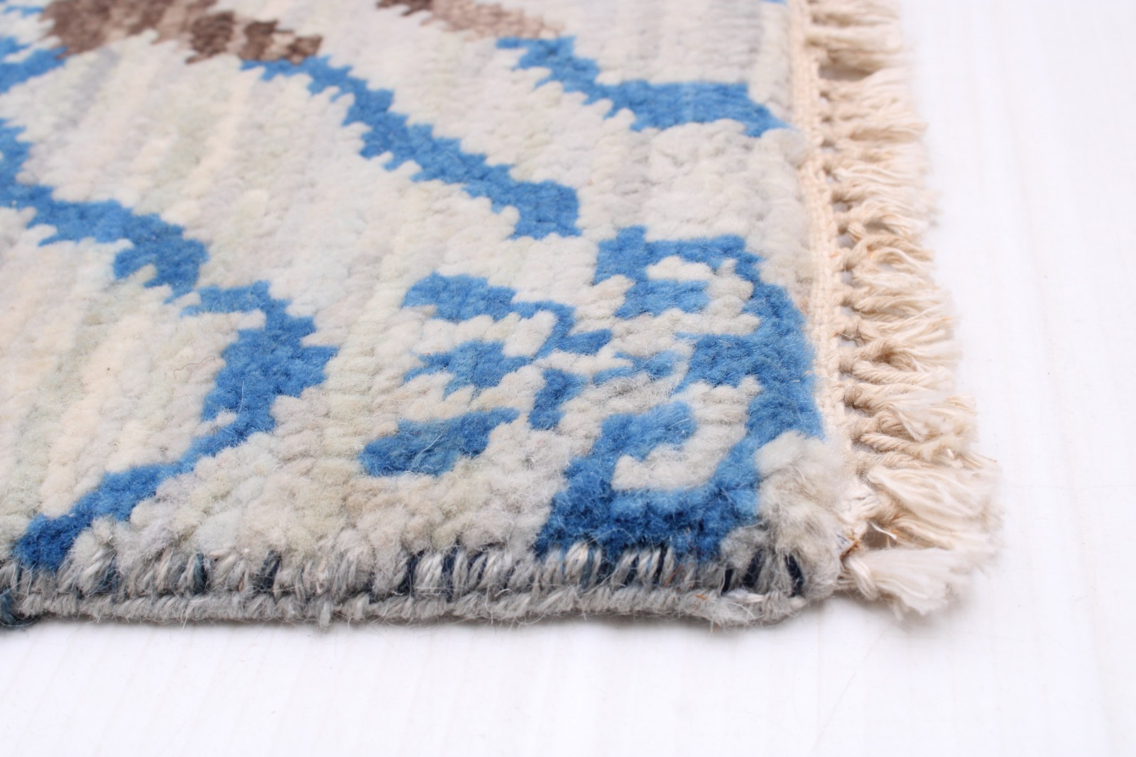 Traditional Hand-knotted Carpet 8’11” x 11’10” Wool Oriental Area Rug