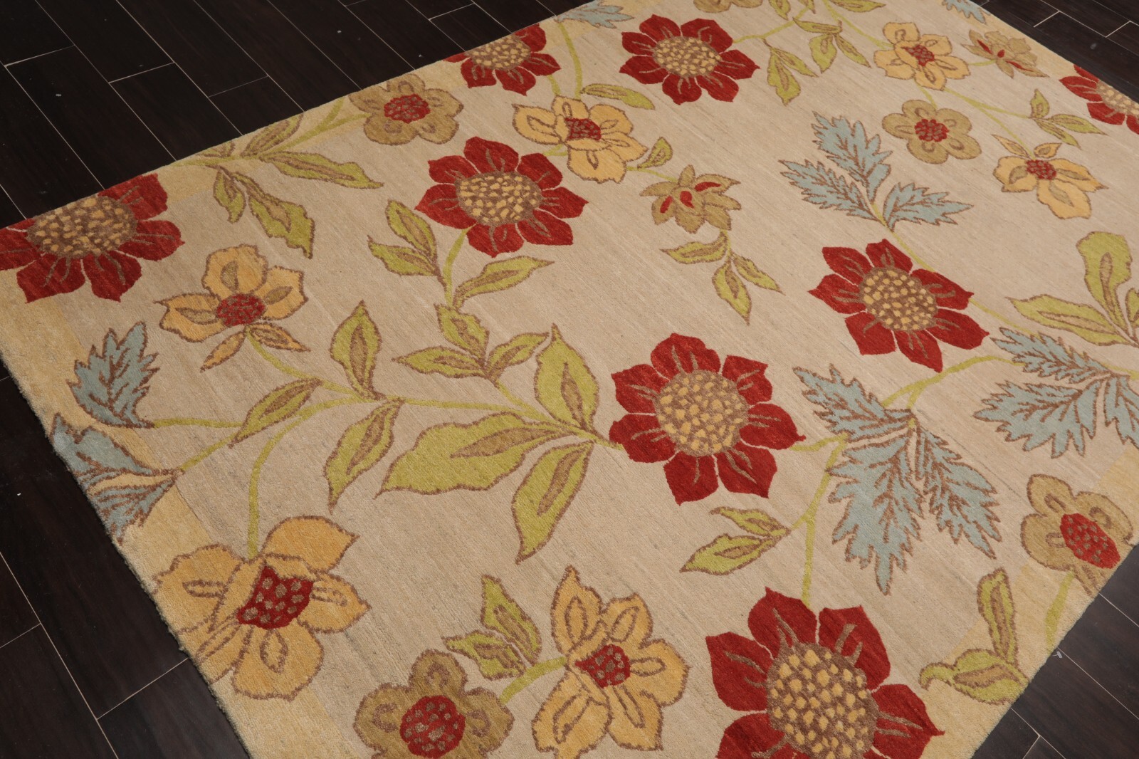 Tufenkian Chelsea Garden Hand Knotted Wool Tibetan Area Rug Beige 5’6″ x 8’6″
