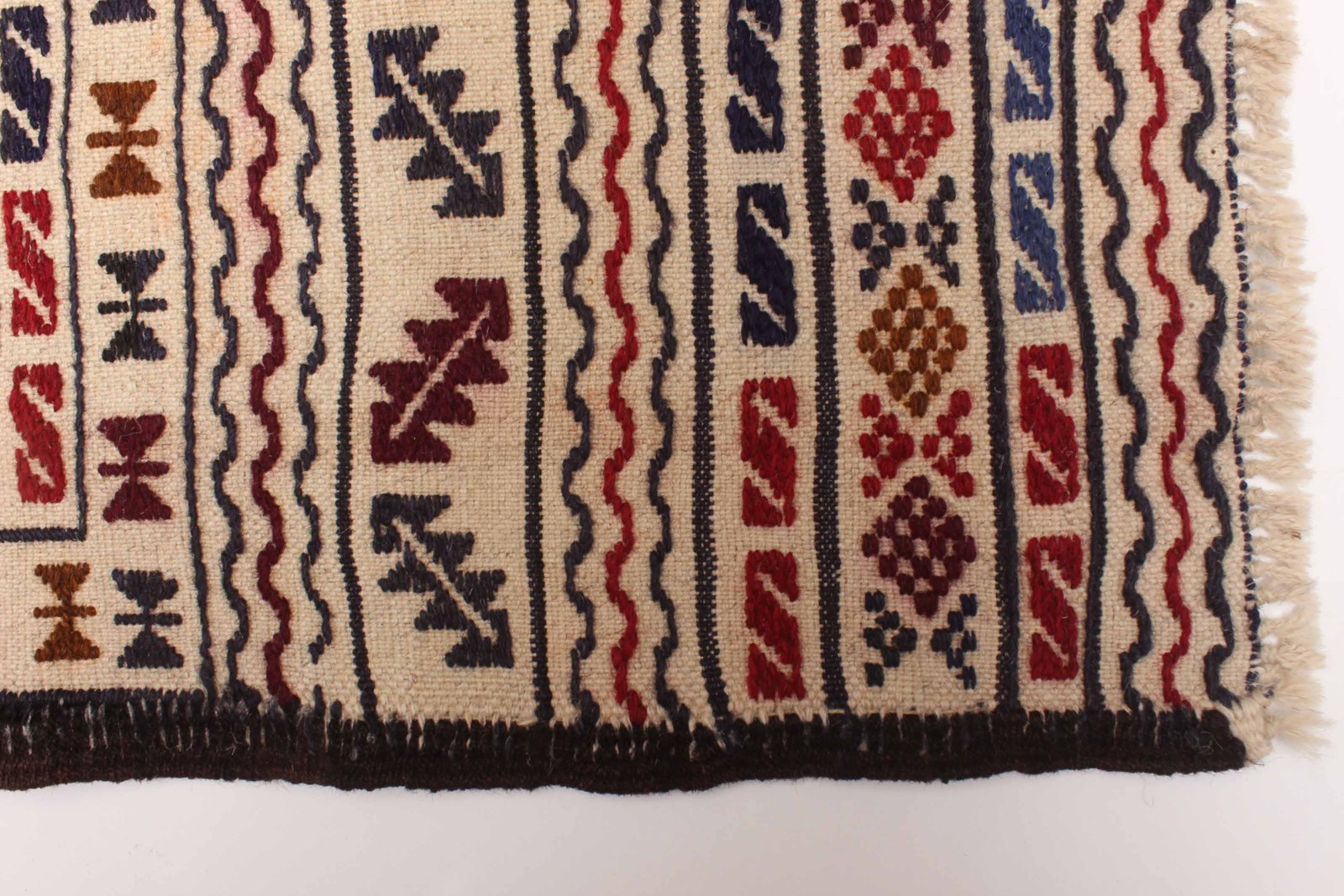 Vintage Hand Woven Area Rug 4’5″ x 6’9″ Traditional Wool Oriental Carpet