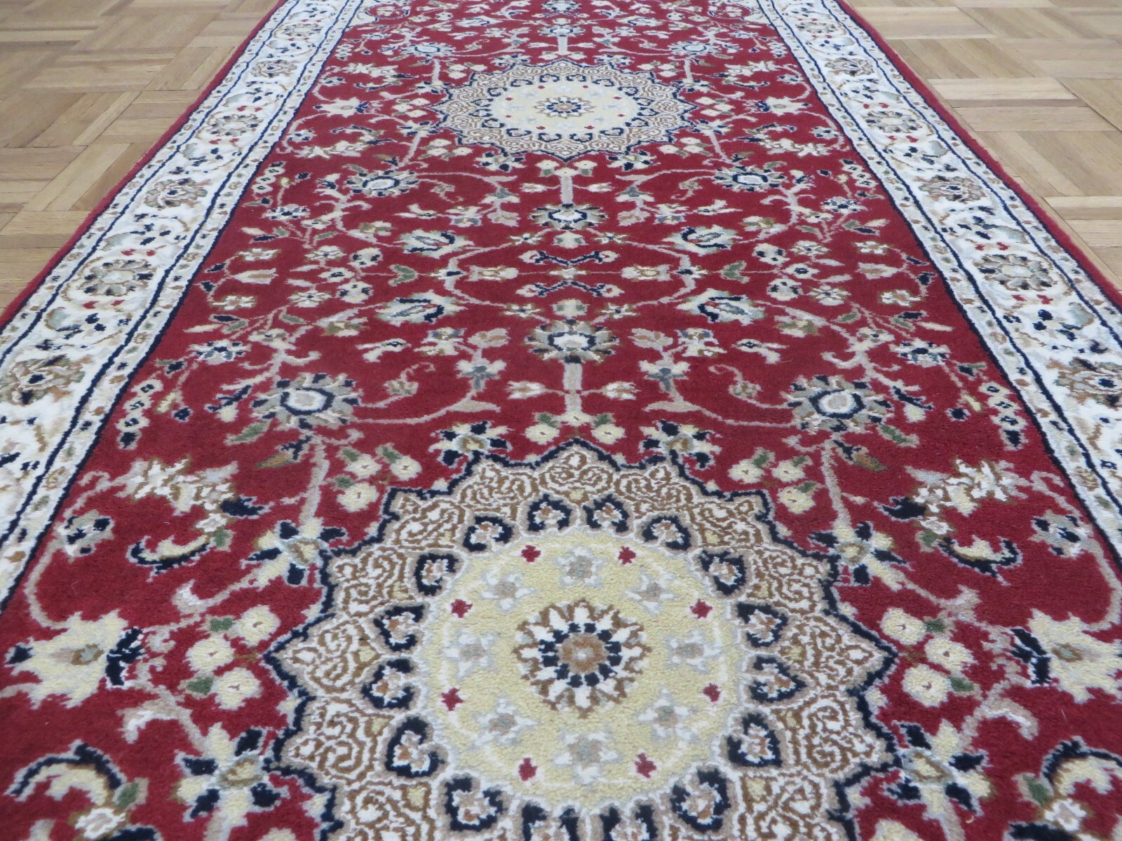 2’8 x 6’8 Runner Hand Knotted Red Nain With Silk Oriental Rug G14766