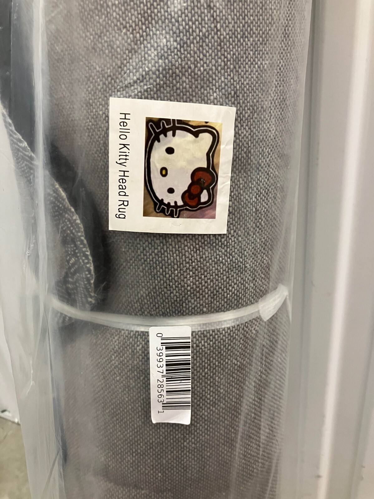 Limited Edition Sanrio x Hypland Hello Kitty Rug – Cute & Unique
