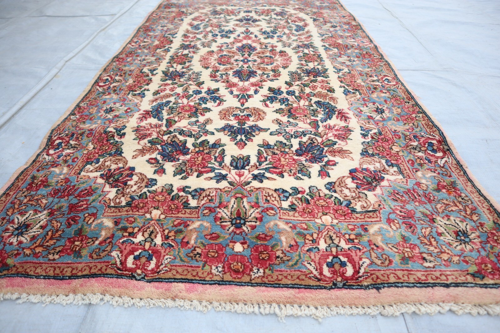 Antique Rug 2’9×5’3 ft Beige Handmade Trible Area Rug- 3×5 Entryway Rug-Kids Rug