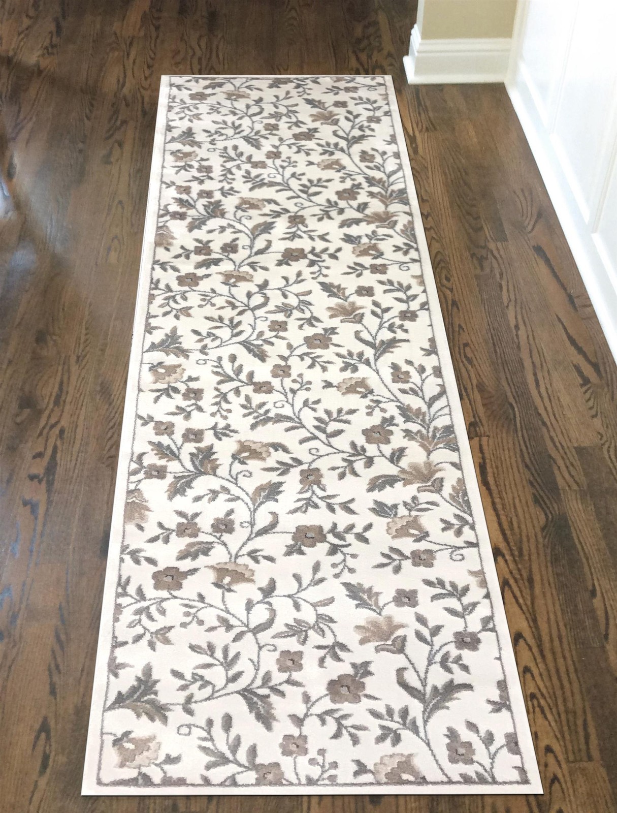Radici USA Pisa Botanical Floral Bone White Runner Polypropylene Rug 2’2″ x 7’7″
