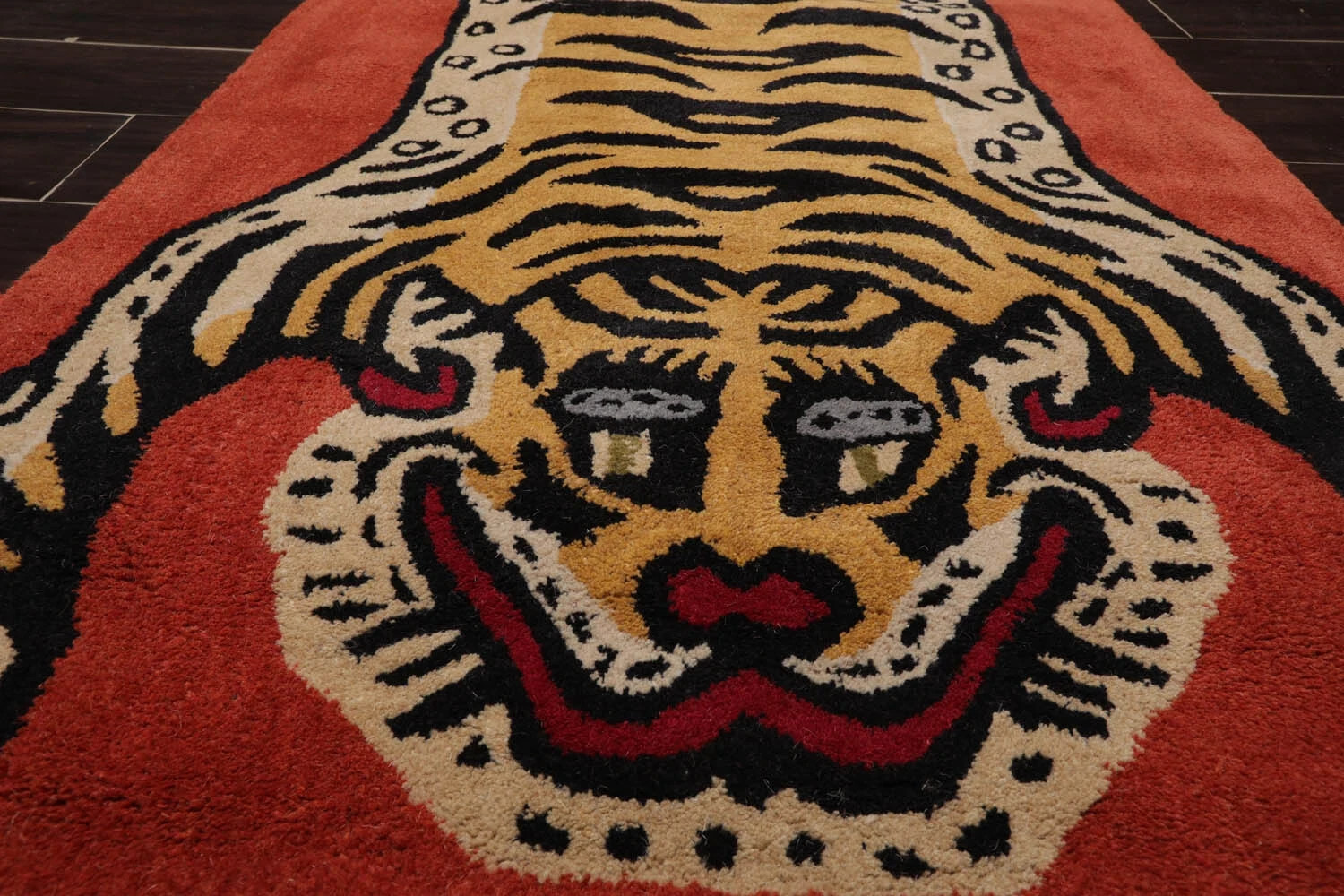 Tiger Handmade 100% Wool Novelty/Animal Oriental Area Rug Terracotta 6′ x 9′ Rug