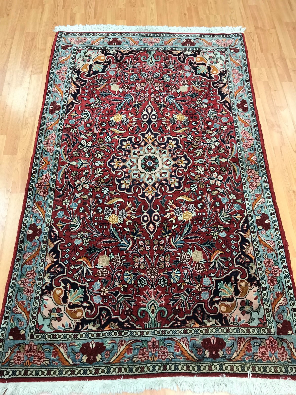 3’7″ x 5’7″ Kurdish Oriental Rug – 1950s – Hand Made – 100% Wool