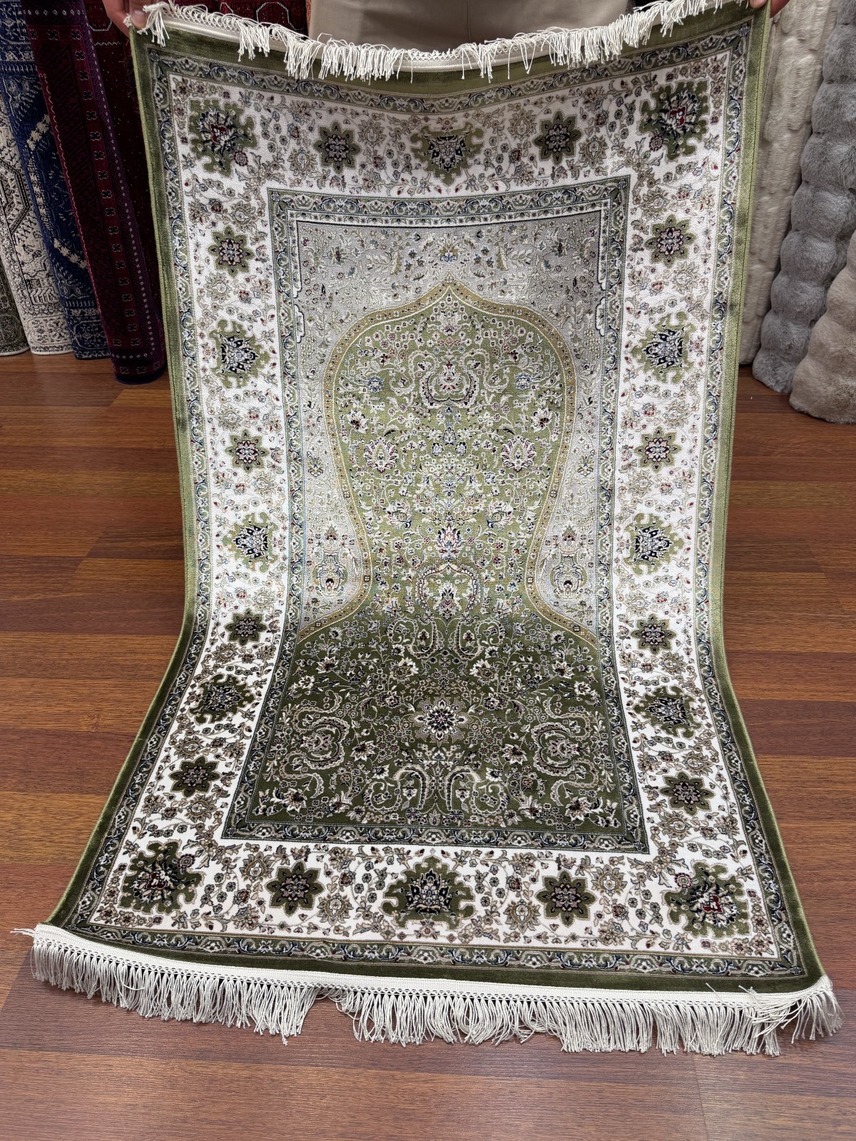 Green Turkish Prayer Rug Silk Seccade 3×5 FT Made in Turkey