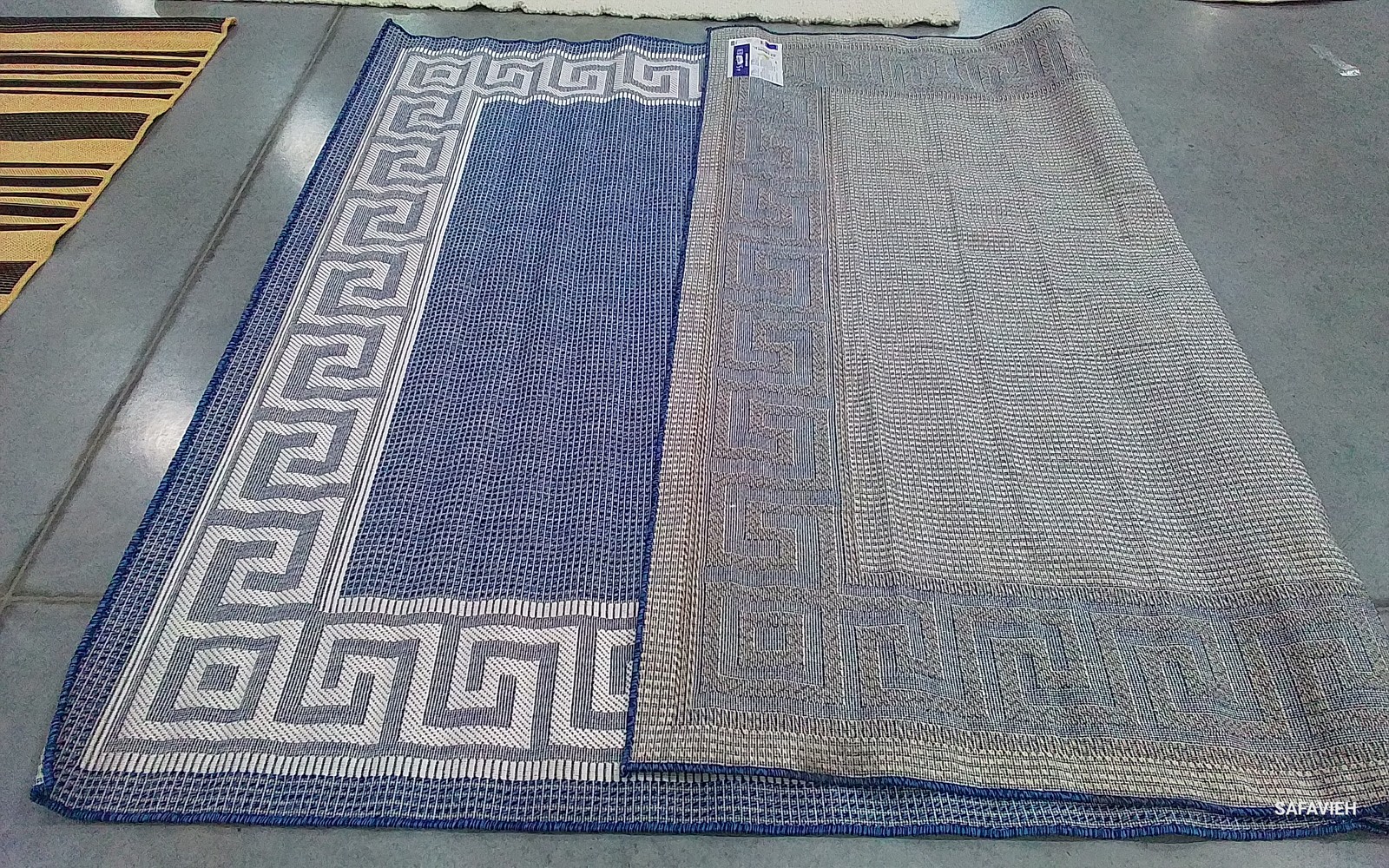 DK BLUE / IVORY 6′-7″ x 9′-2″ Back Stain Rug, Reduced Price 1172808350 BMU820M-6