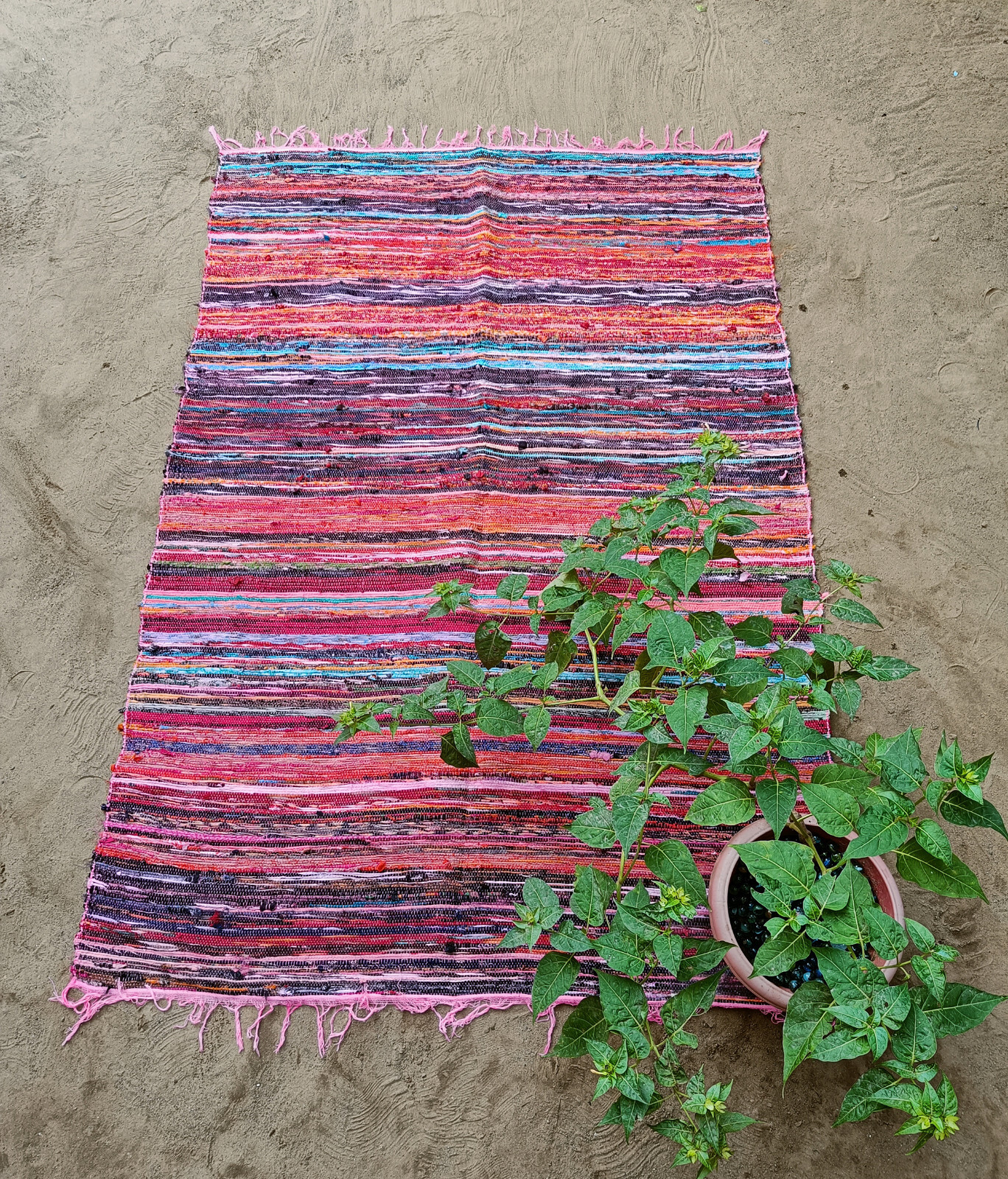 Large 5×7 Ft Pink Chindi Rag Rug 100% Recycled Cotton Woven Floor Mat