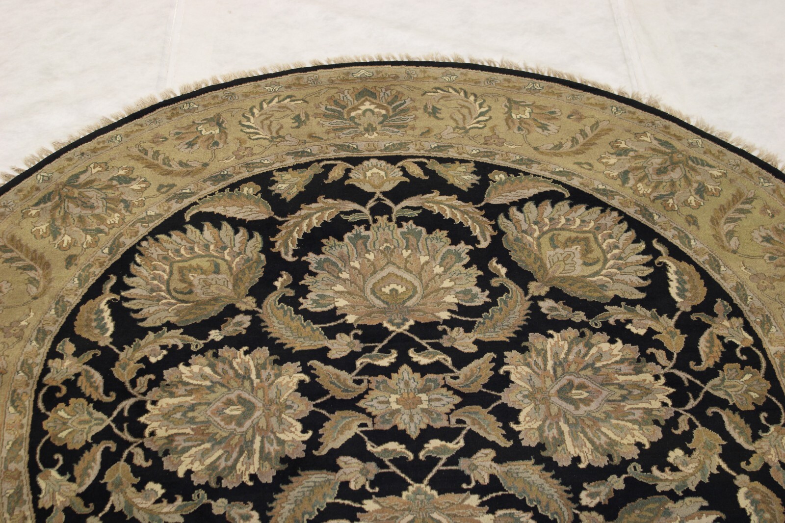 8’7″ x 8’7″ ft. Indo Agra Vegetable Dye Hand Knotted Oriental Round Rug