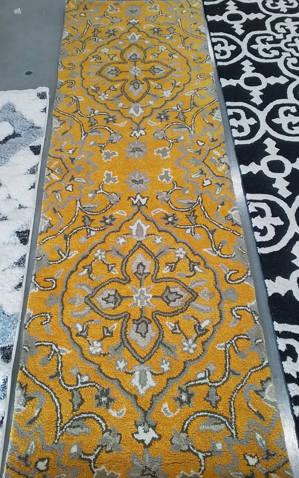 GOLD / TAUPE 2′-3″ x 7′-0″ Flaw in Rug, Reduced Price 1172786966 BEL673A-27