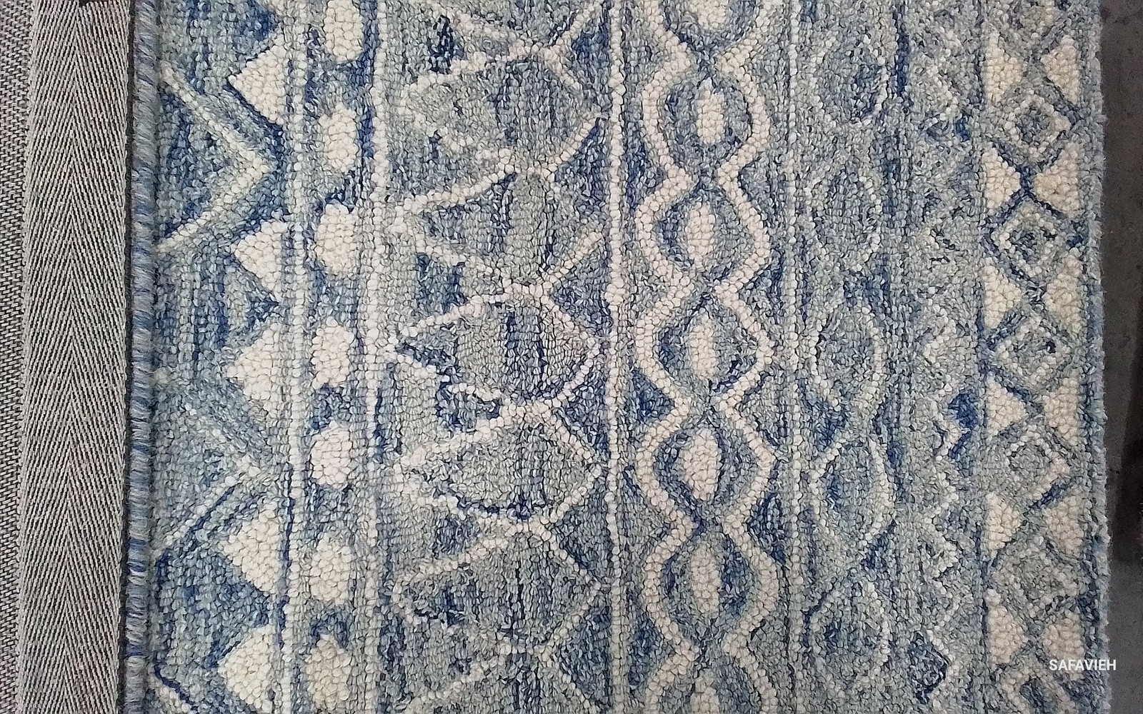 BLUE / IVORY 6′-0″ x 9′-0″ Cut on Rug, Reduced Price 1172803310 MLP502M-6