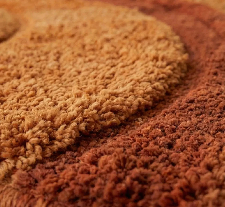 Hand-Tufted Desert Wave Wool Rug Sculpted Sand Dune Design in Terracotta Carpet