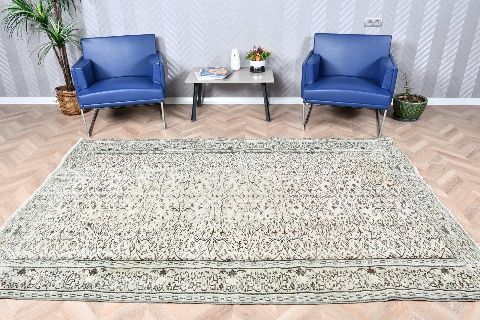 Vintage 5,6×8,6 ft Rug, Turkish Rug, Gray Bordered Wool Rug