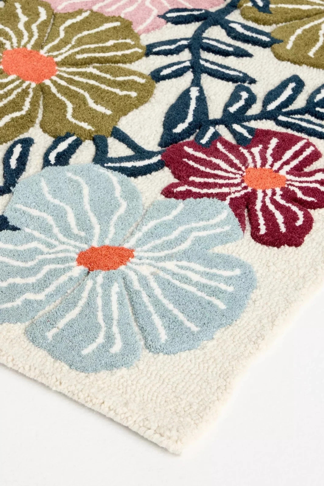 Hand Tufted Wool Floral Rug Colorful Modern Botanical Carpet for Living Room