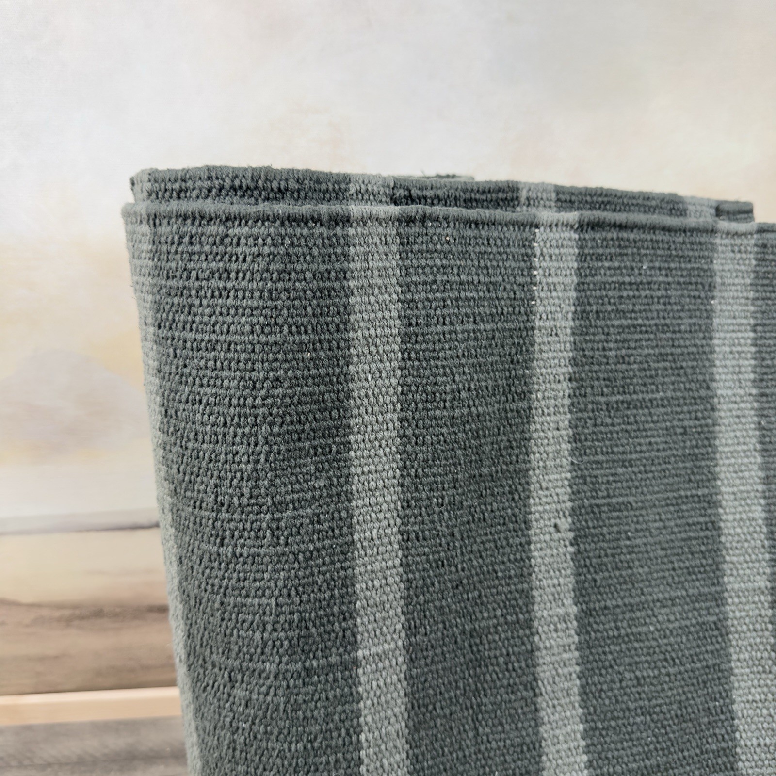 West Elm Emma Chamberlain Stripe Washable Rug Runner 2.5’x7’ Dark Aegean *Flaws