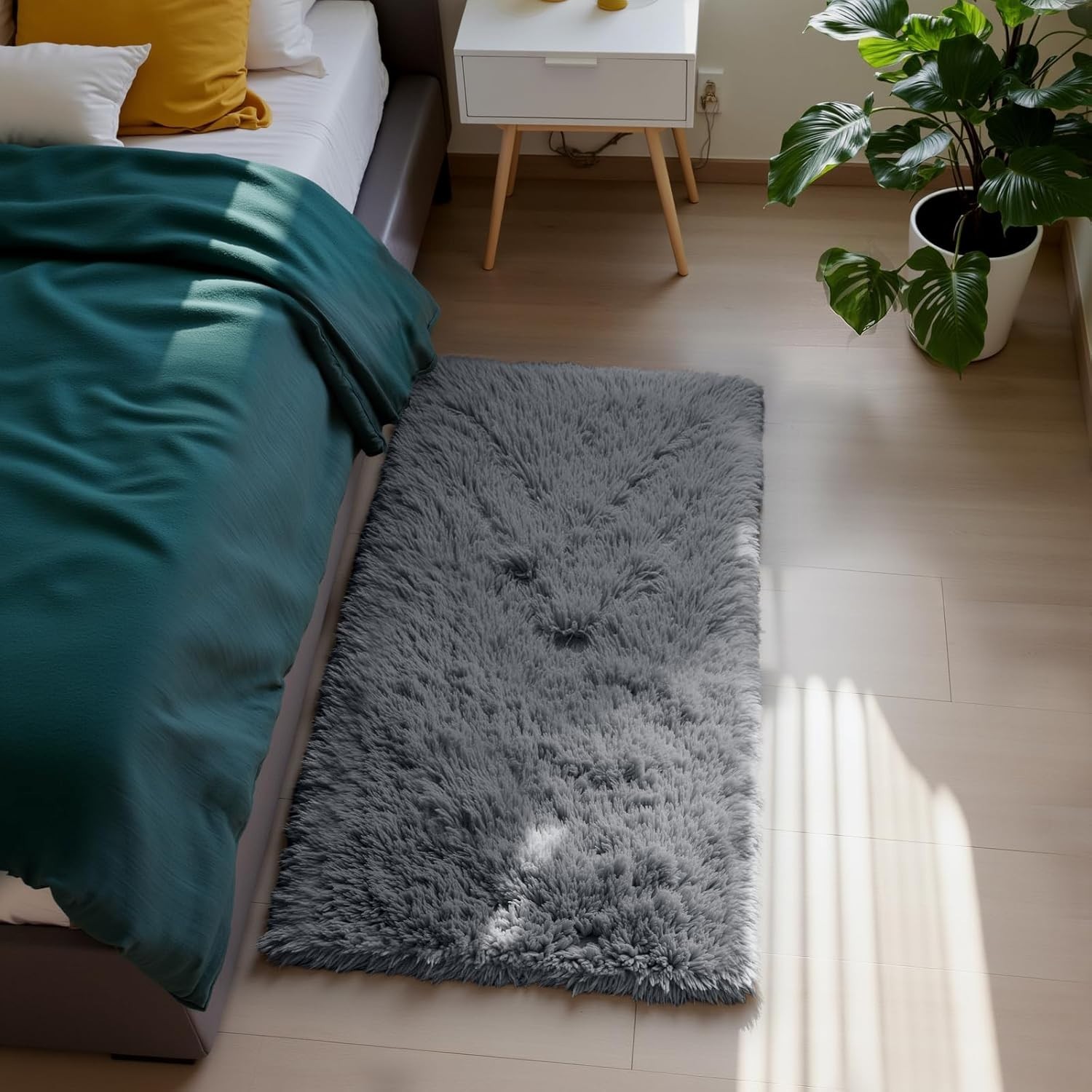 Modern High Pile Grey Shag Area Rug 2′ x 4′ – Family-Friendly & Slip-Resistant