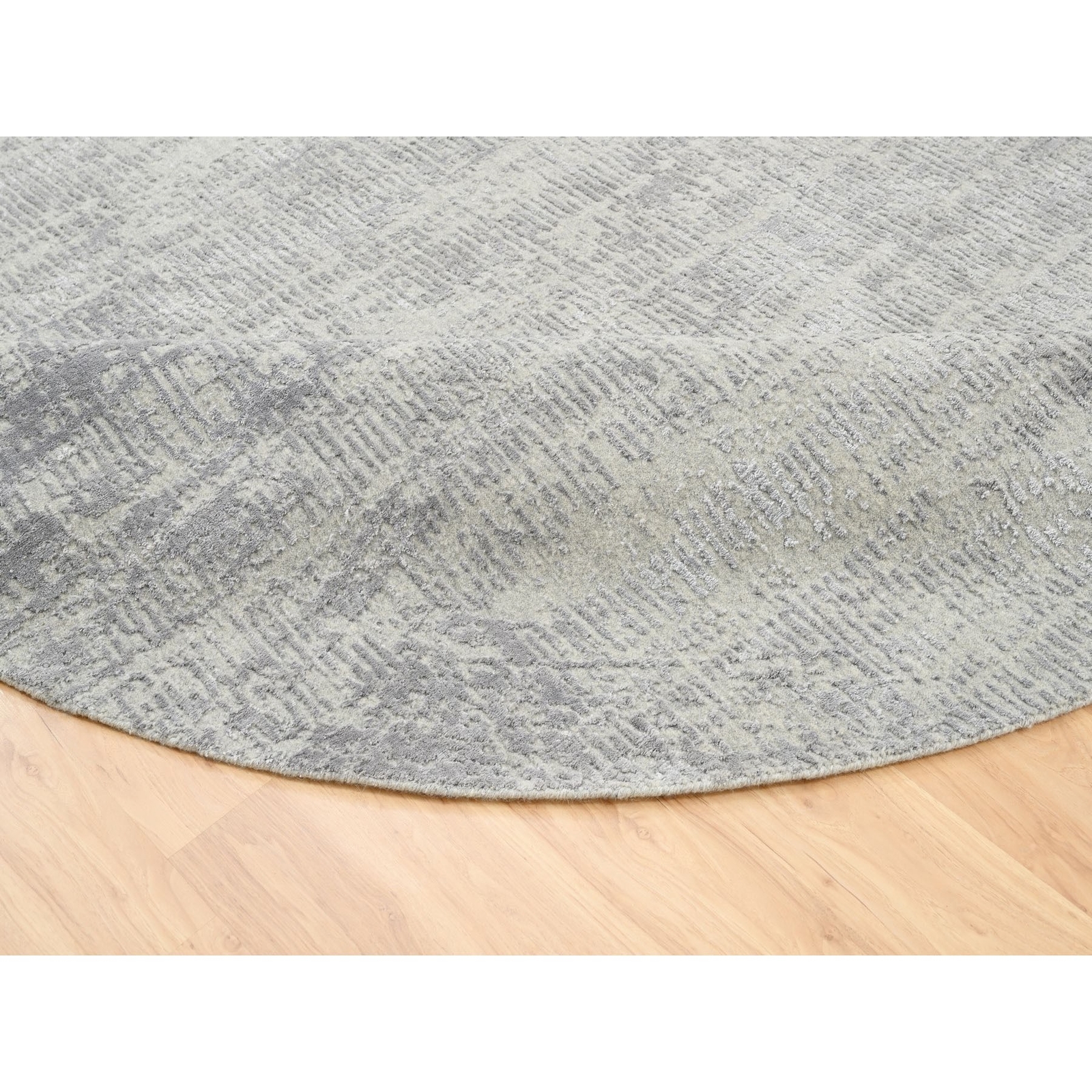 8’10″x8’10” Gray Fine Jacquard Wool and Silk Hand Loomed Round Rug R62864