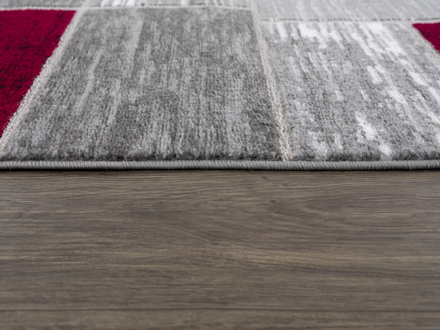 L’Baiet Verena Red Geometric 8 ft. x 10 ft. Fabric Area Rug