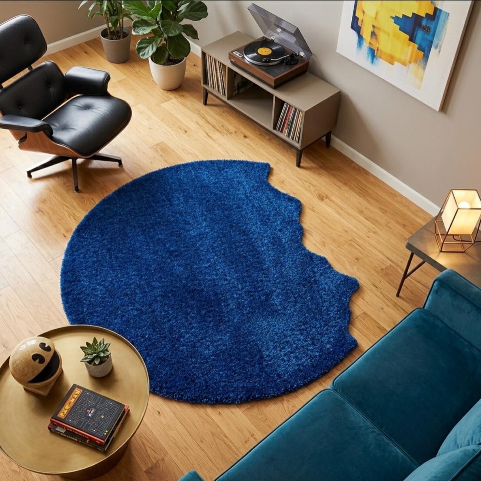 Custom Shape Royal Blue Hand-Tufted Rug | Irregular Jagged Edge Cobolt Area Rug