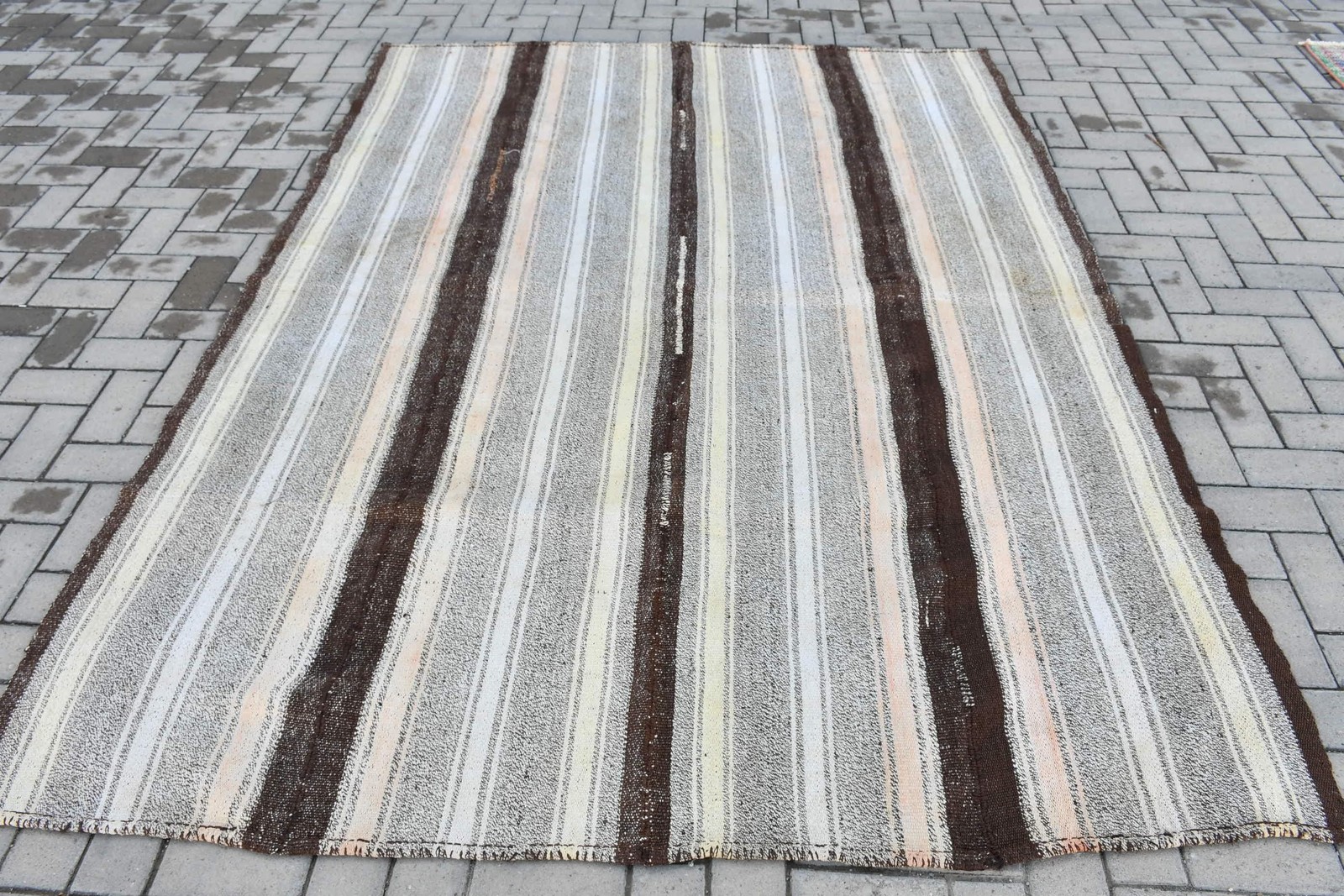 Vintage Large Rug 6,2×8,3 ft (190×253 cm), Kilim Brown Ombré Turkish Rug