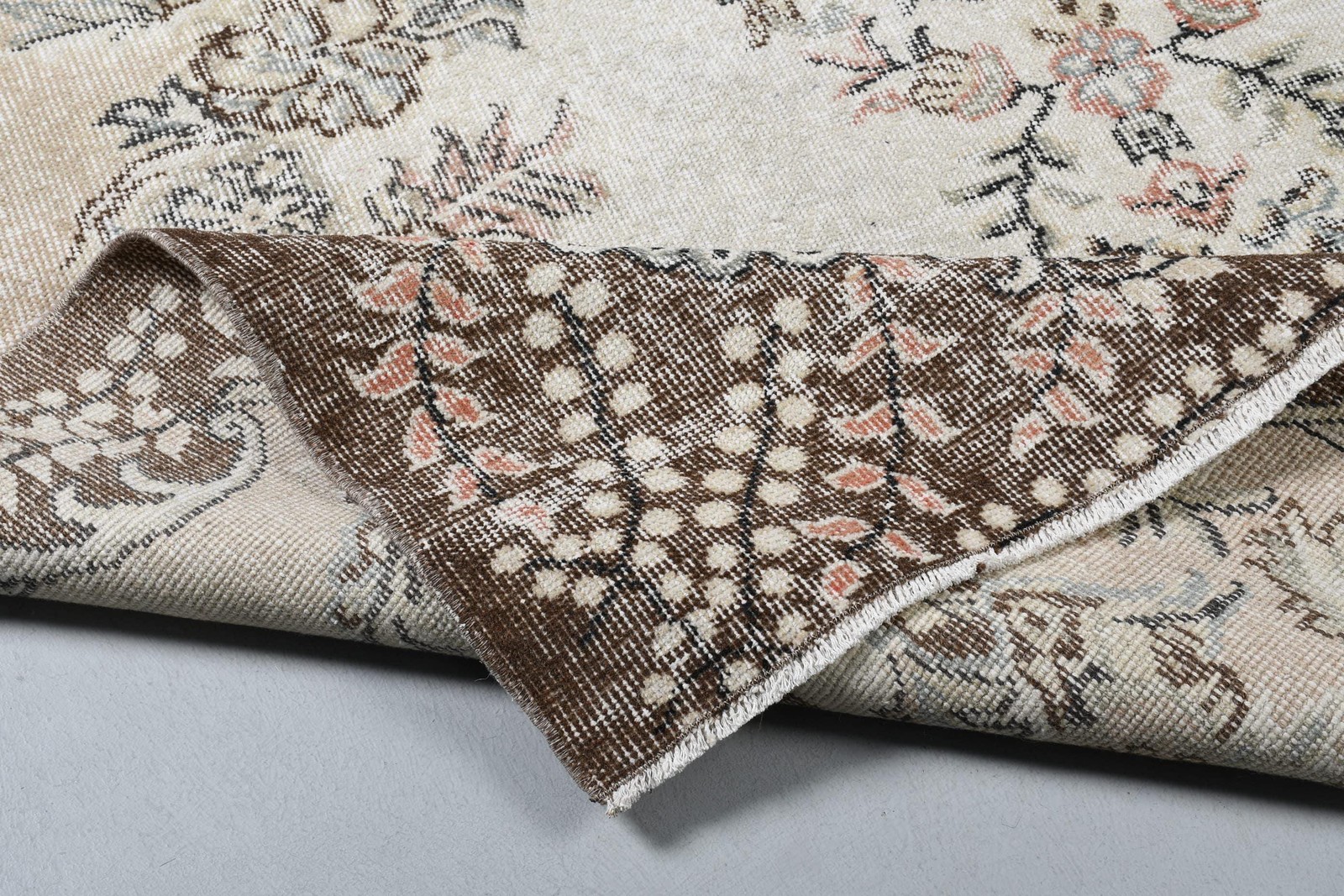 Turkish Large Rug 5,5×9,4 ft (167×287 cm), Vintage Brown Southwestern Wool Rug