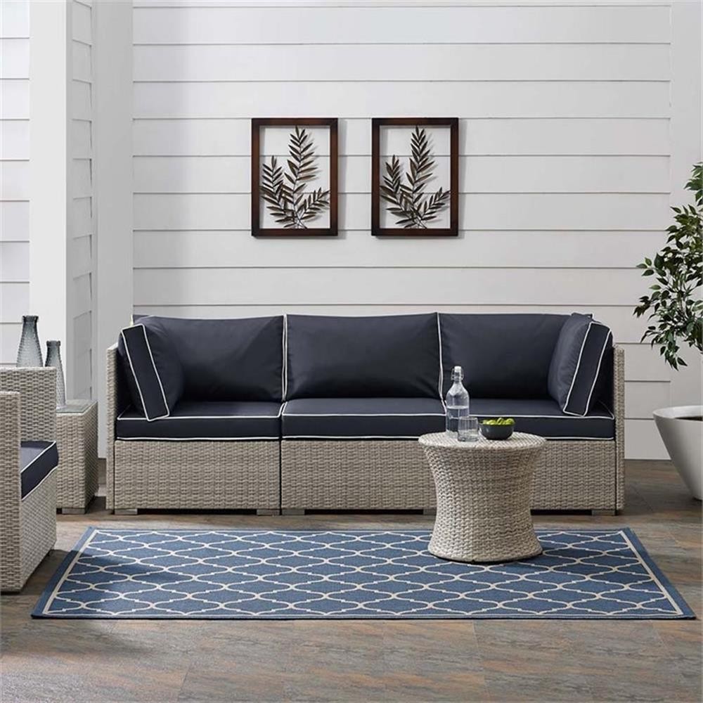 Pemberly Row 94.5×122″ Moroccan Quatrefoil Trellis Fabric Area Rug in Blue/Beige