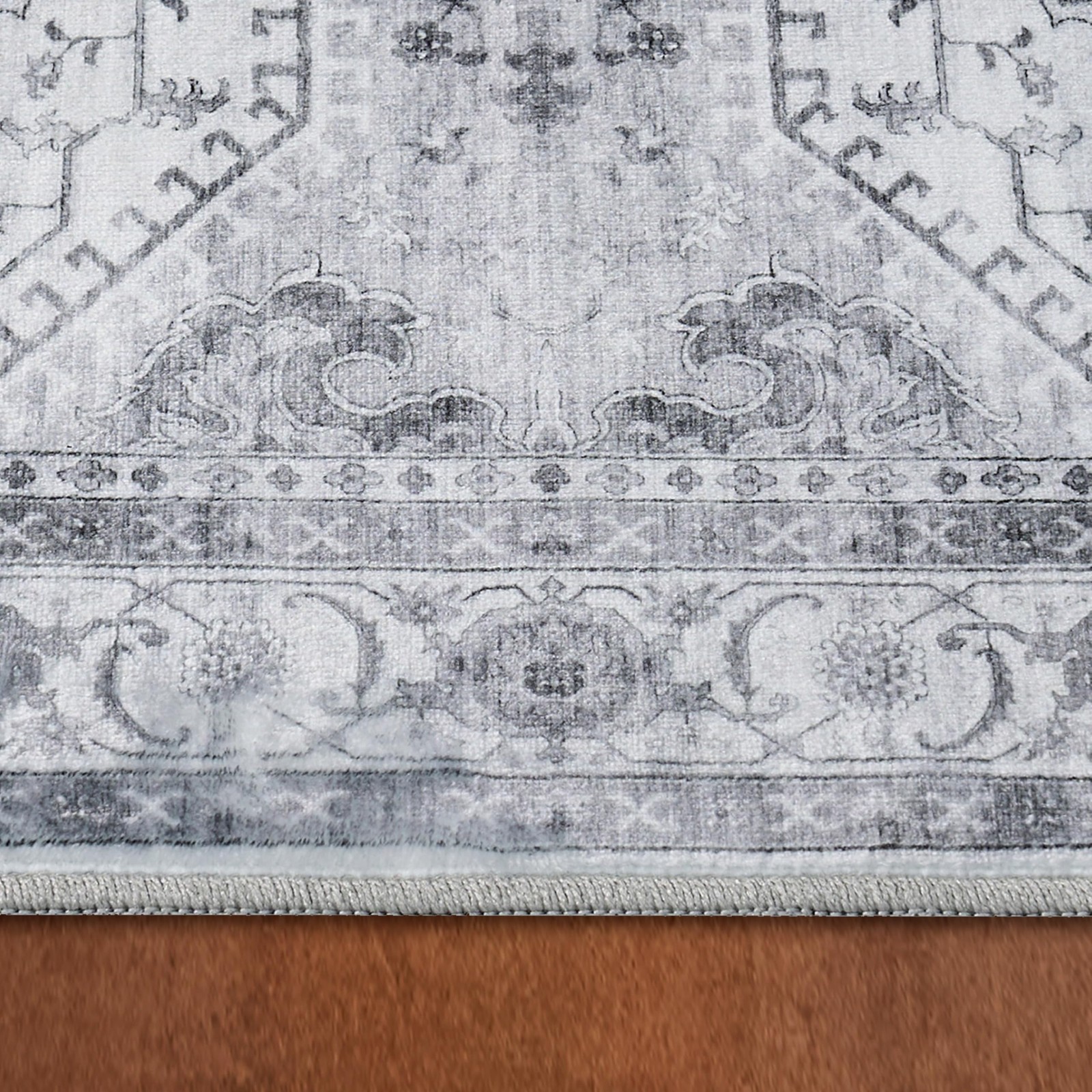 Wyatt & Ash Dream Mink Washable Geraldine Grey Geometric 3′ x 5′ Accent