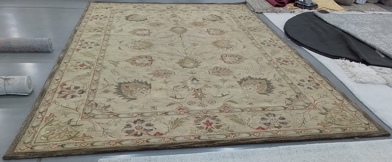 BEIGE 9′-6″ X 13′-6″ Broken Thread Rug Reduced Price 1172765212 AT812A-10