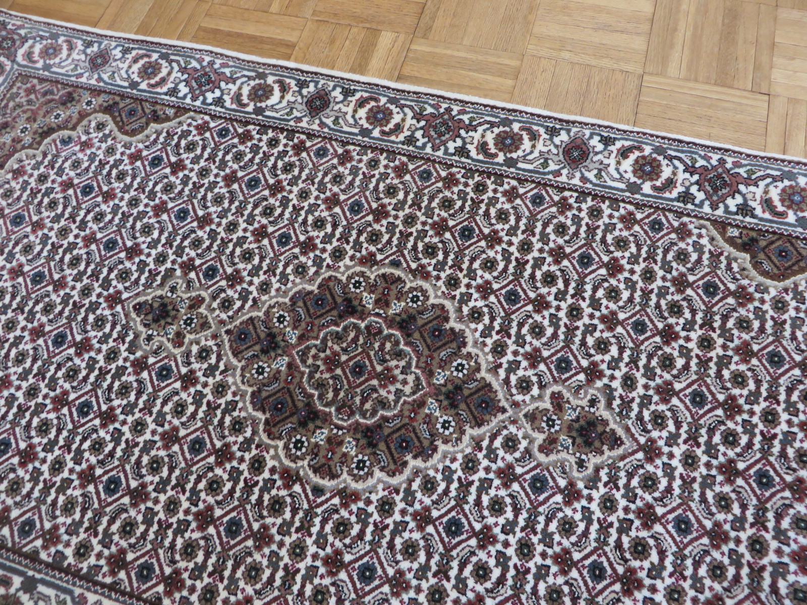 2’6 X 4’8 Hand Knotted Ivory Mahi Tabriz Fine Oriental Rug Wool & Silk G4017