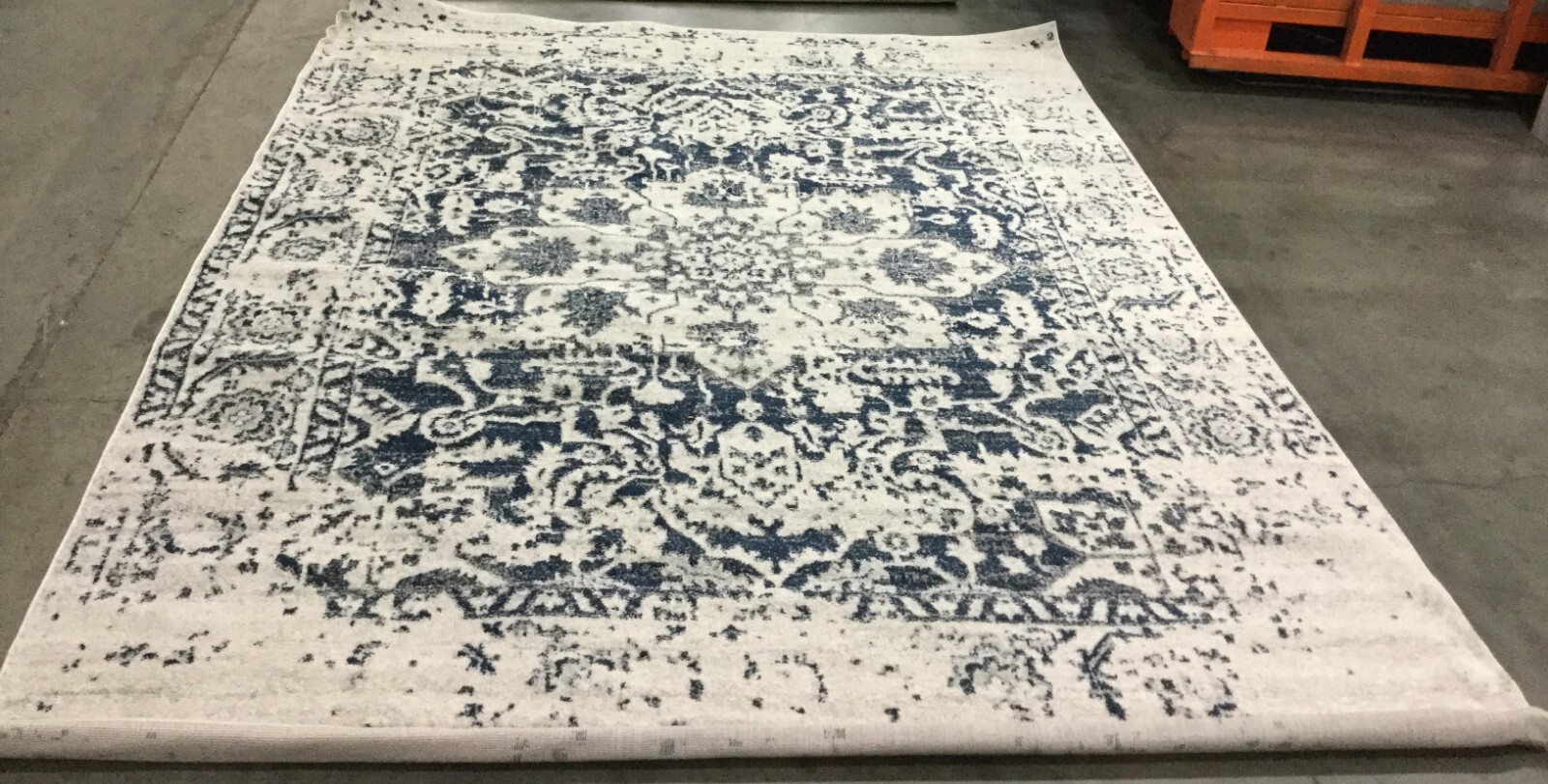 CREAM / NAVY 8′ X 10′ Back Stain Rug, Reduced Price 1172654063 MAD603D-8