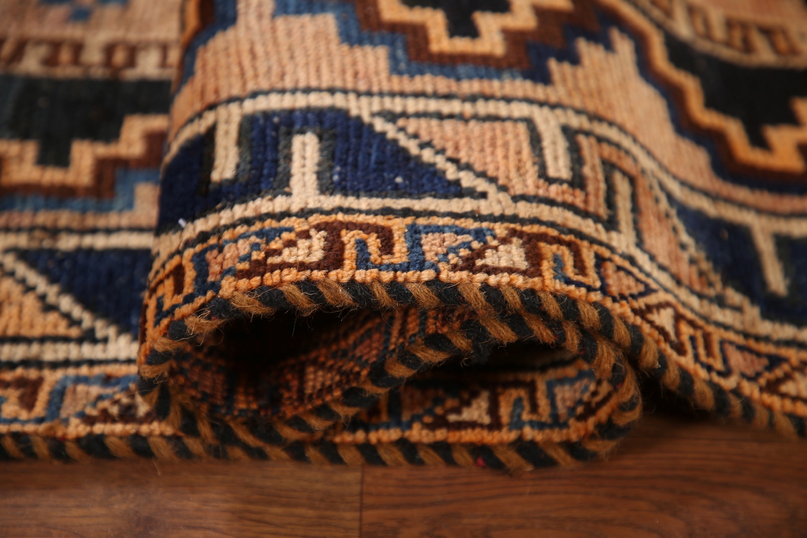 Vintage Geometric Tribal 4×8 ft. Tribal Rug Hand-knotted Lori Wool Carpet