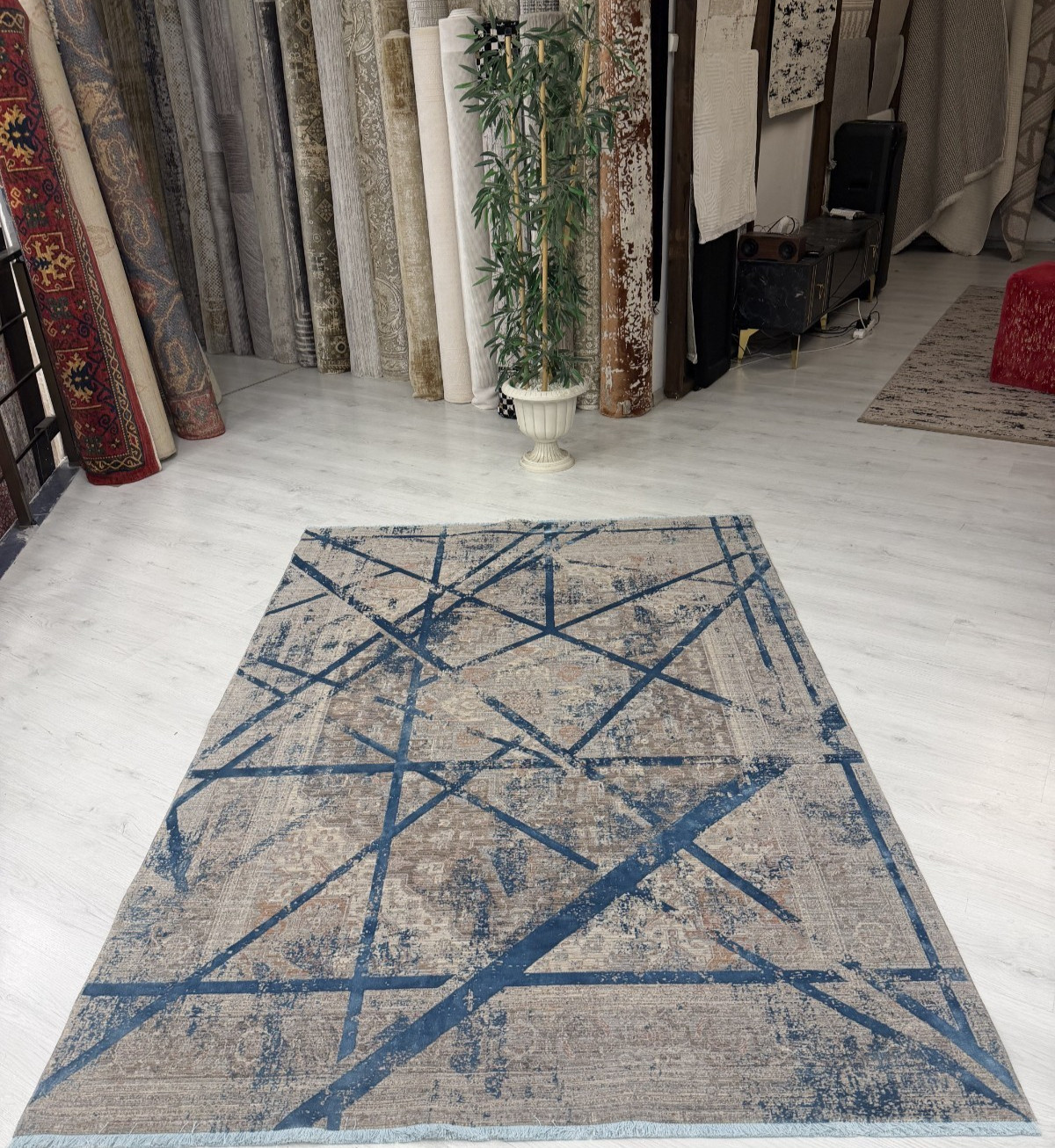 Modern Turkish Area Rug 5×8 ft Blue Gray Abstract Bamboo Machine Made Carpet