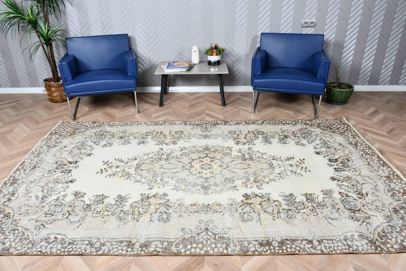 5,7×9,6 ft Vintage Rug, Turkish Large Rug, White Animal Print Wool Rug