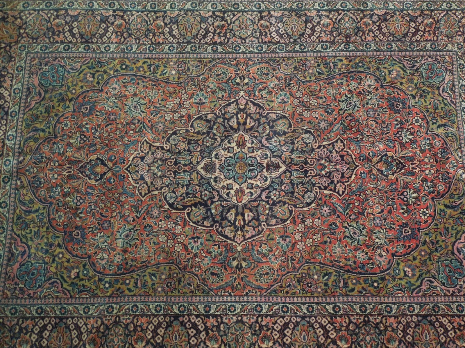 4�6” x 6’7” Antique Perrsian Kashaan Rug 74998