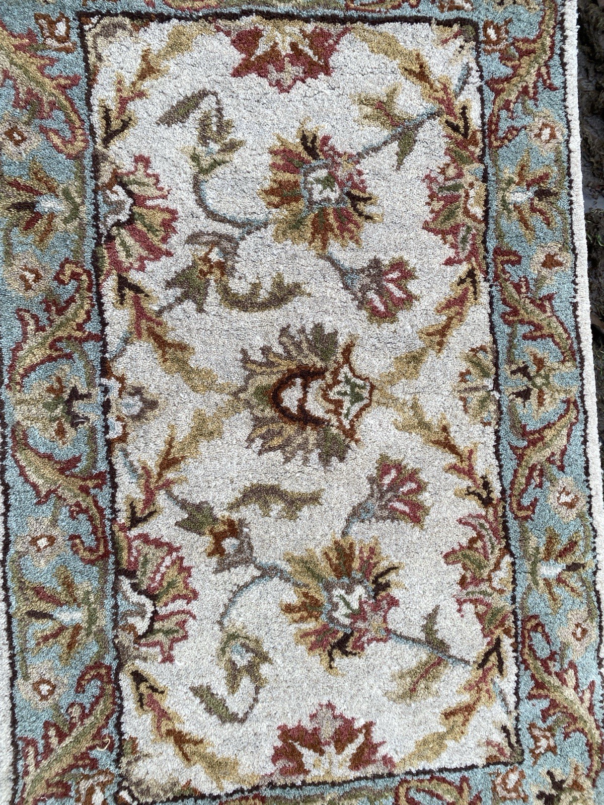 SURYA Area Rug. 2 Feet X 3 Feet. Handmade Luxury Wool