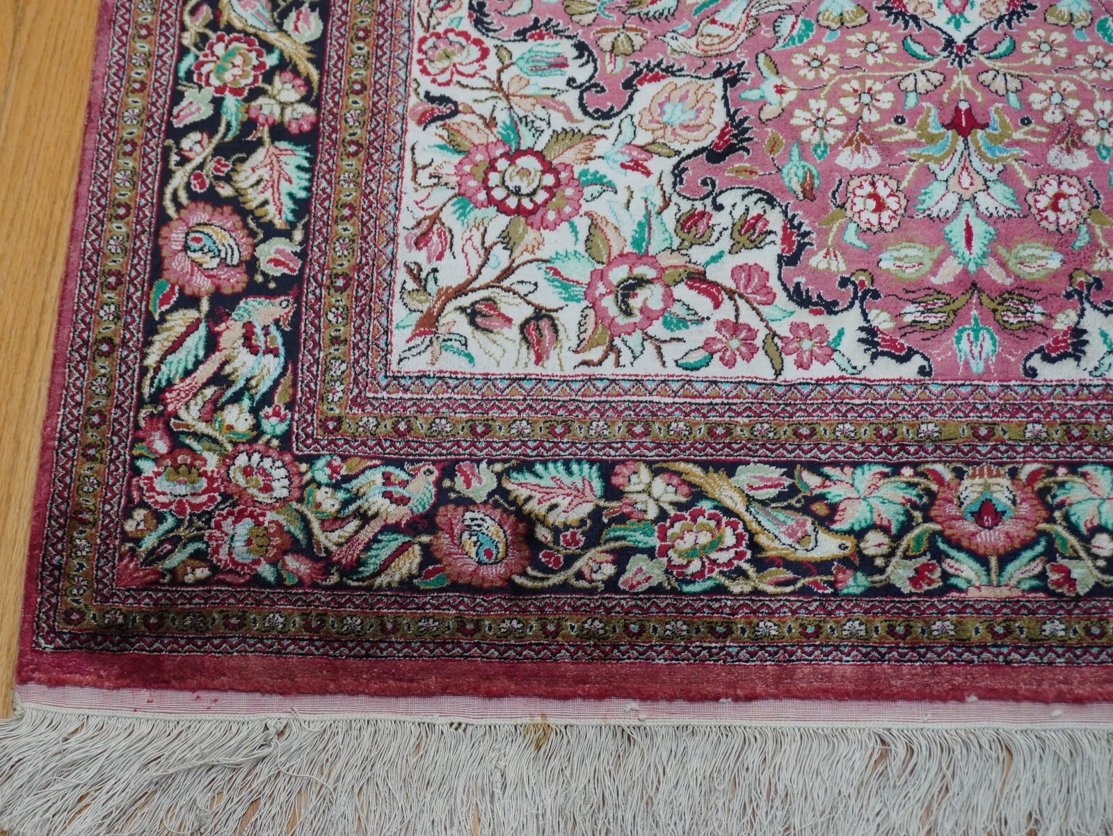 Stunning Pure Silk Hand Knotted Birds Flowers Oriental Rug 3’6″ x 5’3″ Excellent