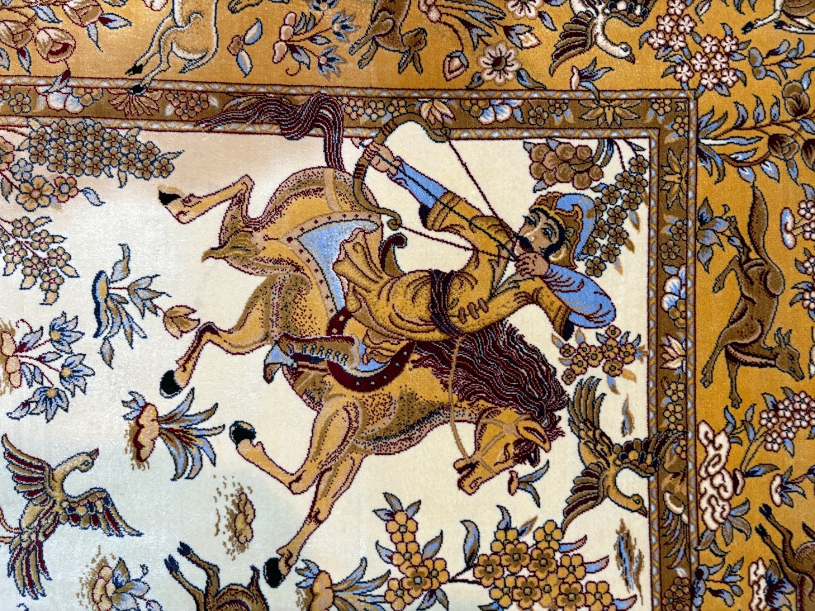 Classical Hunting Scene Rug. Loom Made in Art Silk in Astounding Detail / Colors